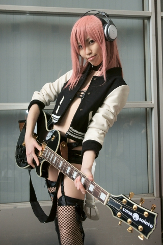 【澳客官方网】疑杨子姗工作人员发文怼杨颖粉丝 因摩天大楼女一番位问题(图2) 澳客下载